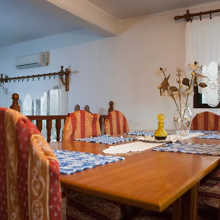 Gaia Garden House Holiday home